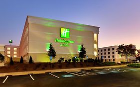 Holiday Inn Hotel And Suites Atlanta Airport North